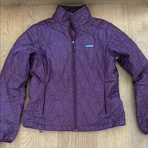 Patagonia Women's nano puff jacket size M